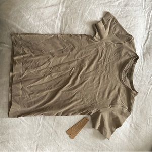Skims tee - brown size small